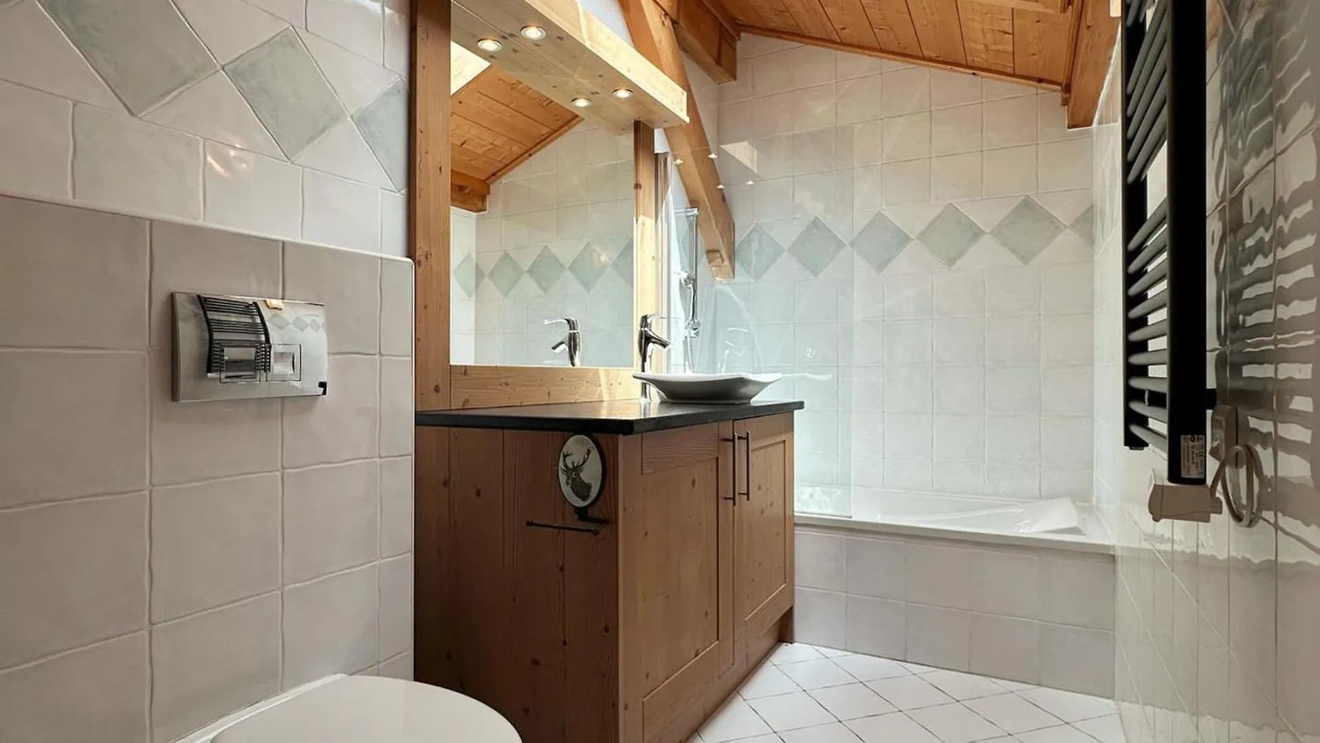 Duplex Spacieux Avec Piscine Couverte, Balcon Et Parking, A 300M Du Centre Et Proche Des Pistes - Fr-1-624-137 Samoens Apartment