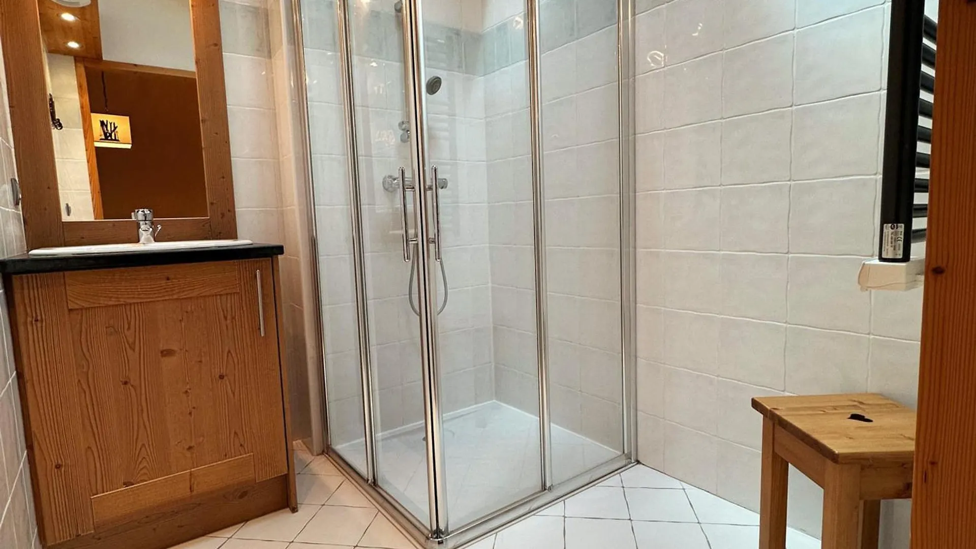 Duplex Spacieux Avec Piscine Couverte, Balcon Et Parking, A 300M Du Centre Et Proche Des Pistes - Fr-1-624-137 Samoens 0*,