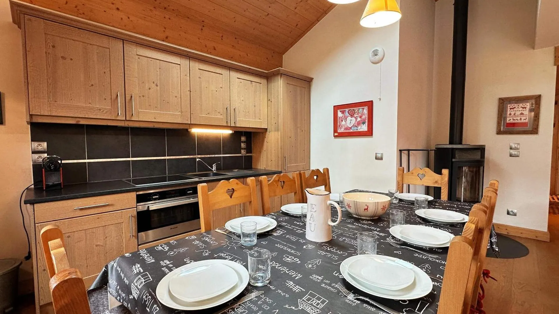 Apartment Duplex Spacieux Avec Piscine Couverte, Balcon Et Parking, A 300M Du Centre Et Proche Des Pistes - Fr-1-624-137 Samoens France