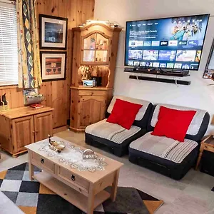2 Bedroom 50m2 Modern And Well Equipt Samoens